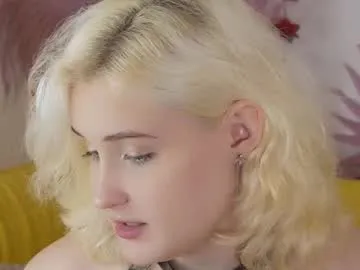 Freechat tiffanyjons on Chaturbate