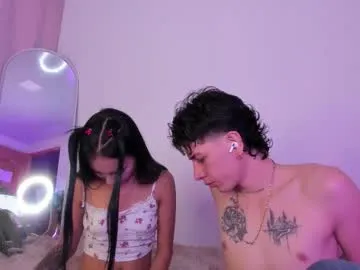 Private tinymoon_ on Chaturbate