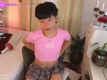 Freechat tommyfoxboy on Chaturbate