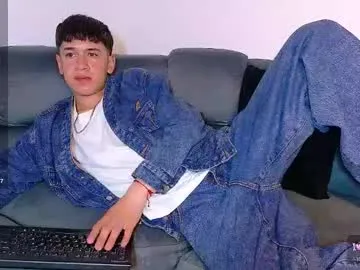 Freechat twink_daren on Chaturbate