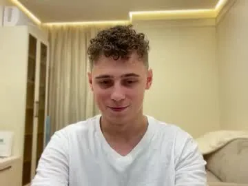 tyler_garrner — GOAL: spank ass in doggy [80 tokens remaining] Welcome to my room! #fit  #feet #young #twink #uncut