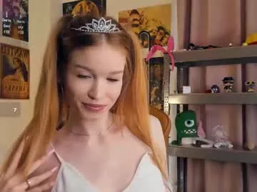 Freechat whisperlure on Chaturbate