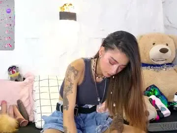 Freechat zorravioleta on Chaturbate