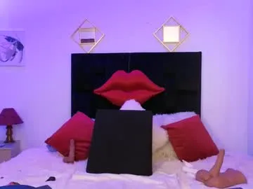 Freechat zuly_zahir_01 on Chaturbate