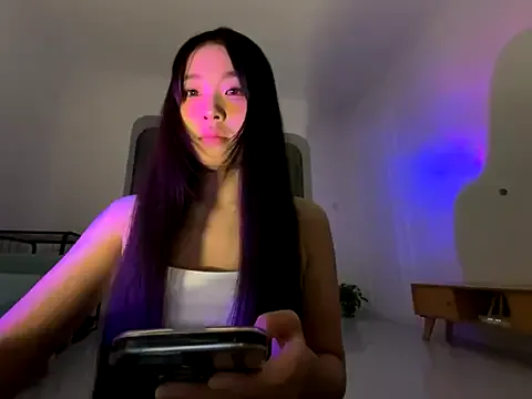 Group 77momomo on StripChat