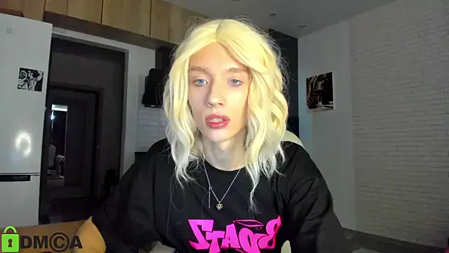 Freechat _Alice_Kitty on StripChat