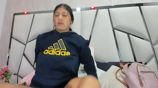 Freechat _aurora18_ on StripChat