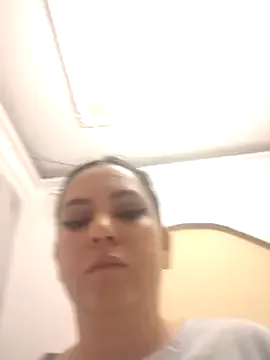 Abbyjoness21 on StripChat 