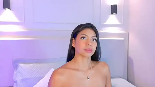 StripChat AbieHills is Freechat AbieHills — unbutton and let my shorts fall