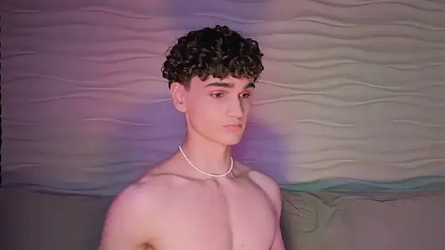 Freechat adam_21cm__ on StripChat