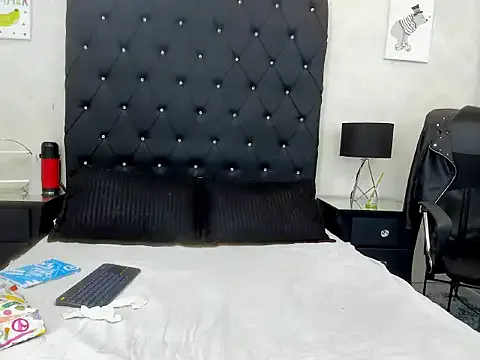 Freechat alana_johnson_0 on StripChat