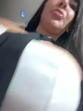 Freechat AlanaRouss on StripChat