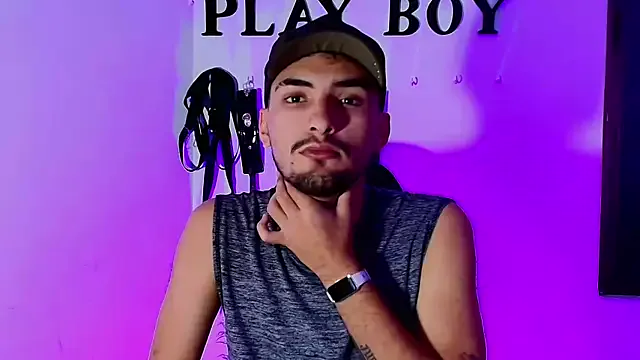 Freechat AlekRuizx on StripChat