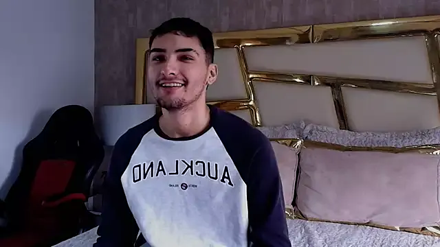 StripChat AlekRuizx is Freechat AlekRuizx — take off pants