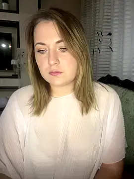 StripChat AliseShyness is Freechat AliseShyness — Under skirt show(let me ride you!)