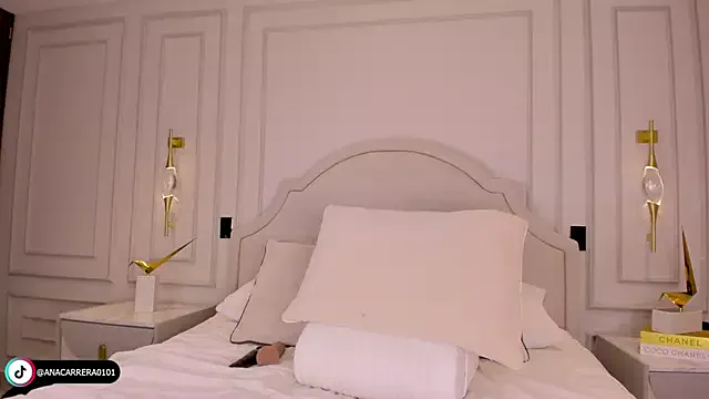 AnaCarrera on StripChat 