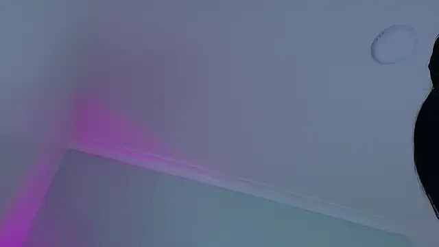 Annavic__ on StripChat 