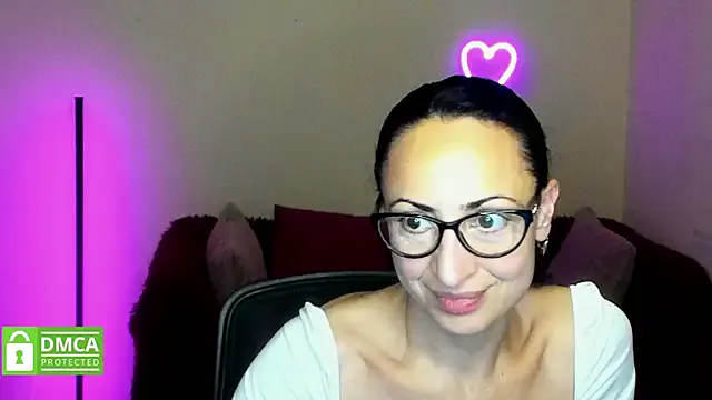 Arianasweety23 on StripChat 