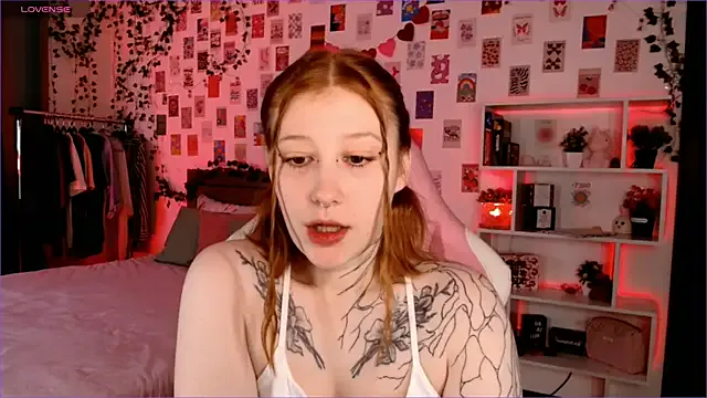 Ayla_Hicks on StripChat 