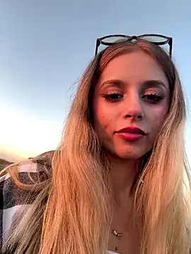 Freechat BabyAnais on StripChat