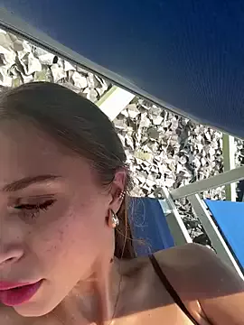 Freechat BabyAnais on StripChat