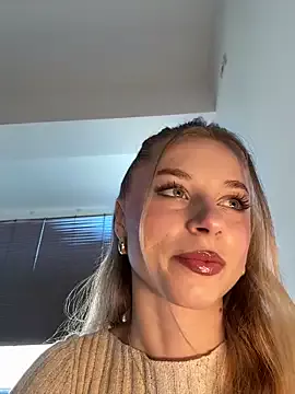 Freechat BabyAnais on StripChat