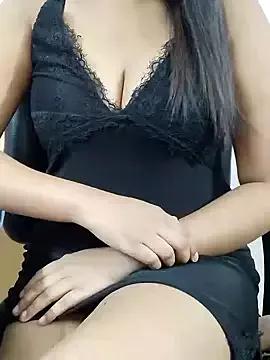 Banii_22 from StripChat is Freechat