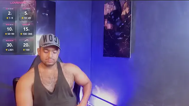 Freechat Big_furry_bear13 on StripChat