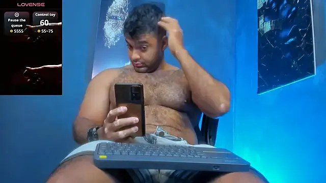 Freechat Big_furry_bear13 on StripChat