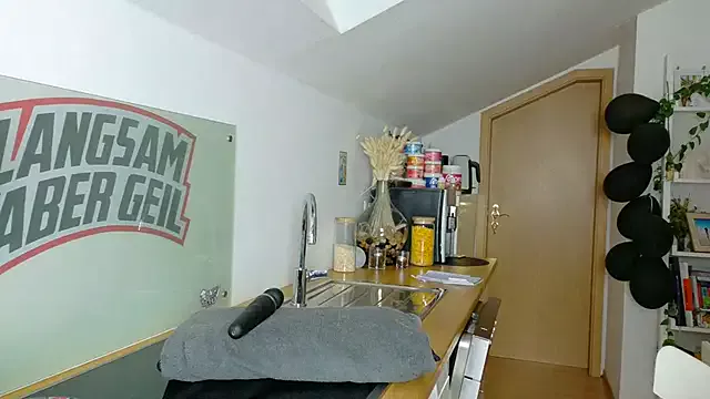 Freechat BrownieyQueen on StripChat