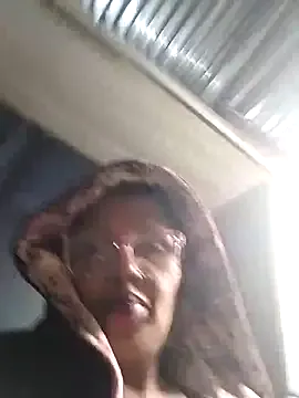 bubblendz1988 on StripChat 