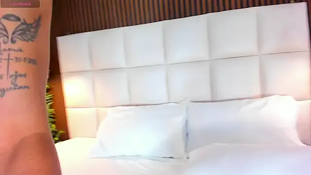 Freechat CailynBrowm on StripChat