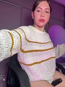 Charlottediolet — fuck machine in missionary