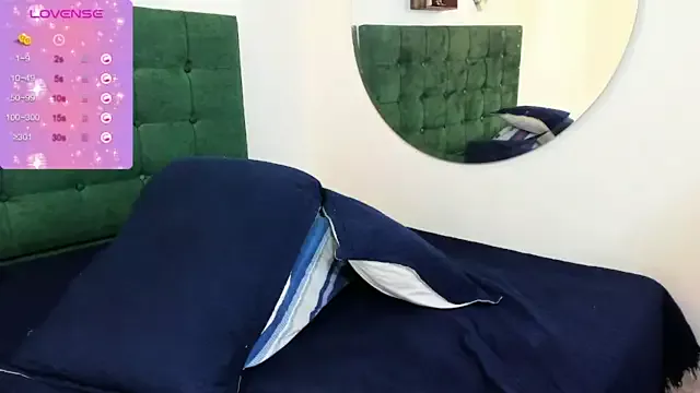 Freechat clarise_cooper on StripChat