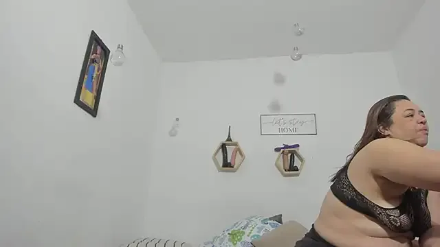 Freechat clarise_cooper on StripChat