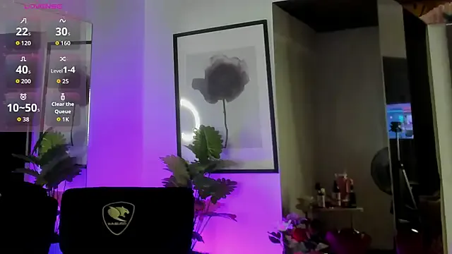 Freechat Cloee_Rainbow1 on StripChat