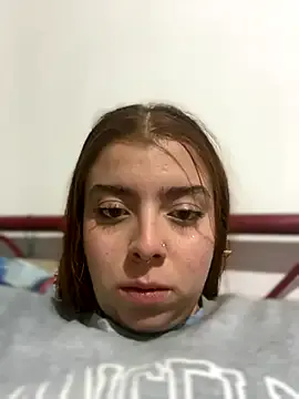 Freechat Cloew_Marz on StripChat