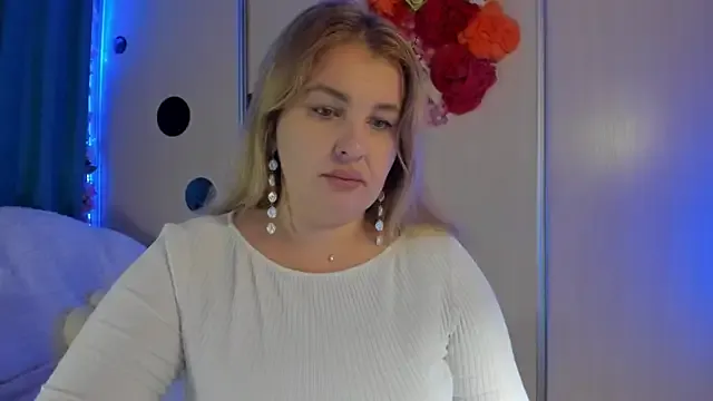 Freechat CoraSwon on StripChat