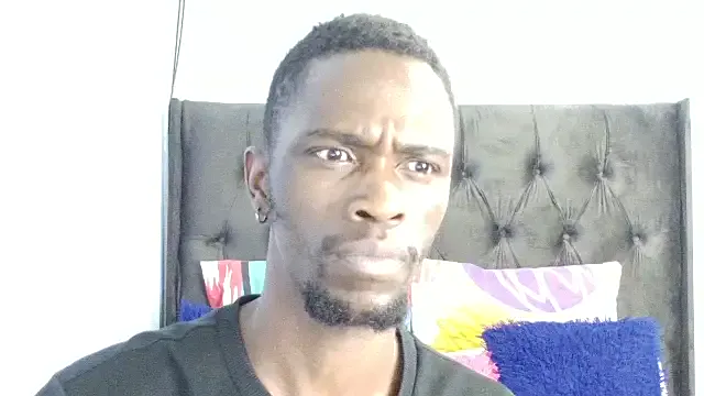 Dandelion_enigman on StripChat 