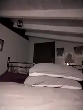 StripChat divinaerotica is Freechat divinaerotica — Decidiamo al momento