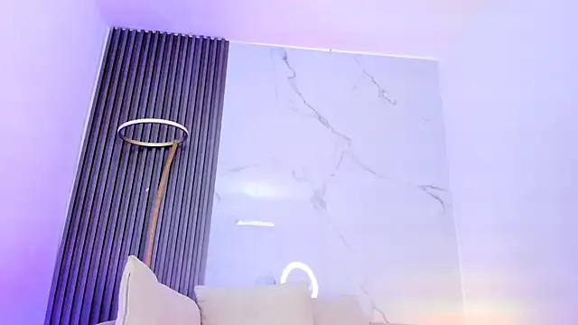 Freechat ebonydreams01 on StripChat