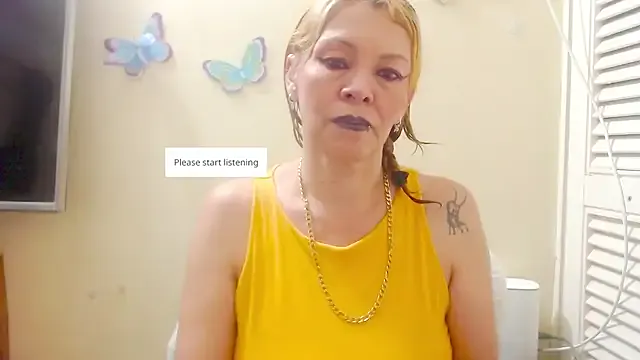 electra-mommy on StripChat 