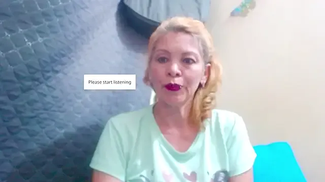 electra-mommy on StripChat 