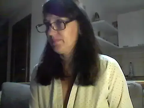 Freechat Elena48324 on StripChat