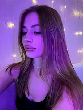 Elizabeth_Tay — Make my panties wet