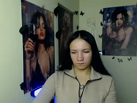 Freechat Em7MaA on StripChat