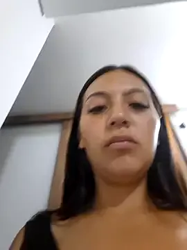 Freechat Emily-7_ on StripChat