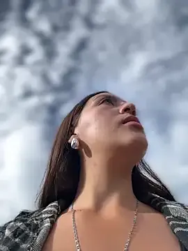 Freechat Emily-7_ on StripChat