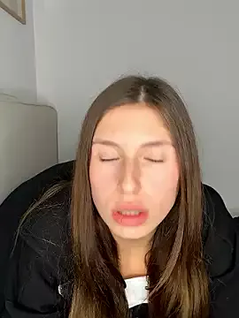 Freechat emma05 on StripChat