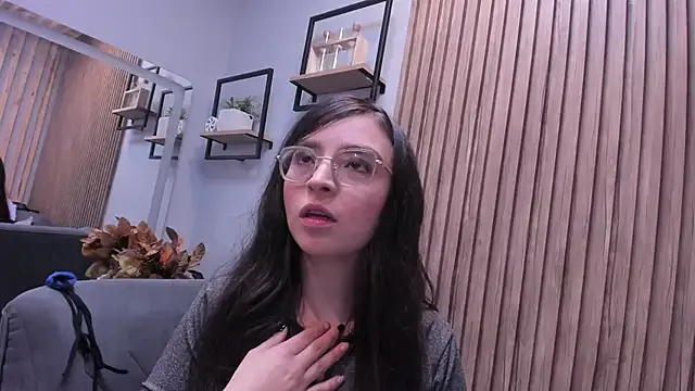 Freechat Eva_Macalliter on StripChat